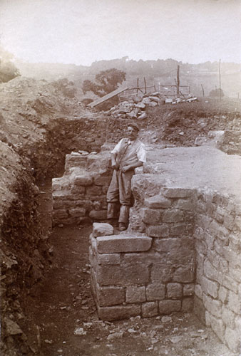 Photo of the 1909 excavation of Caerleon Roman Amphitheatre taken by Mr W H Thomas.