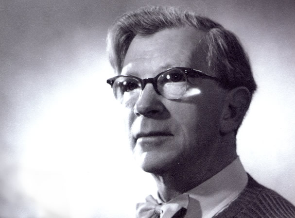 J E Hennah